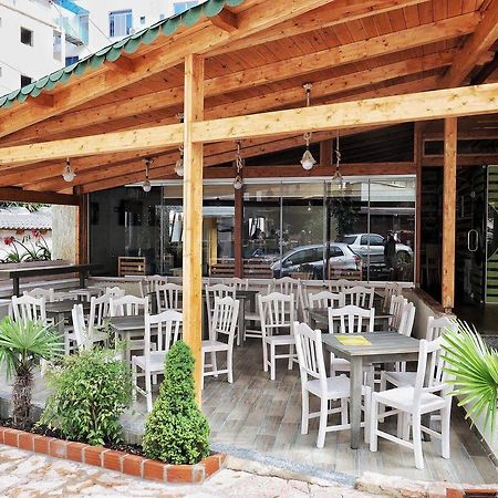 Olive Tree Hotel Саранде Екстериор снимка