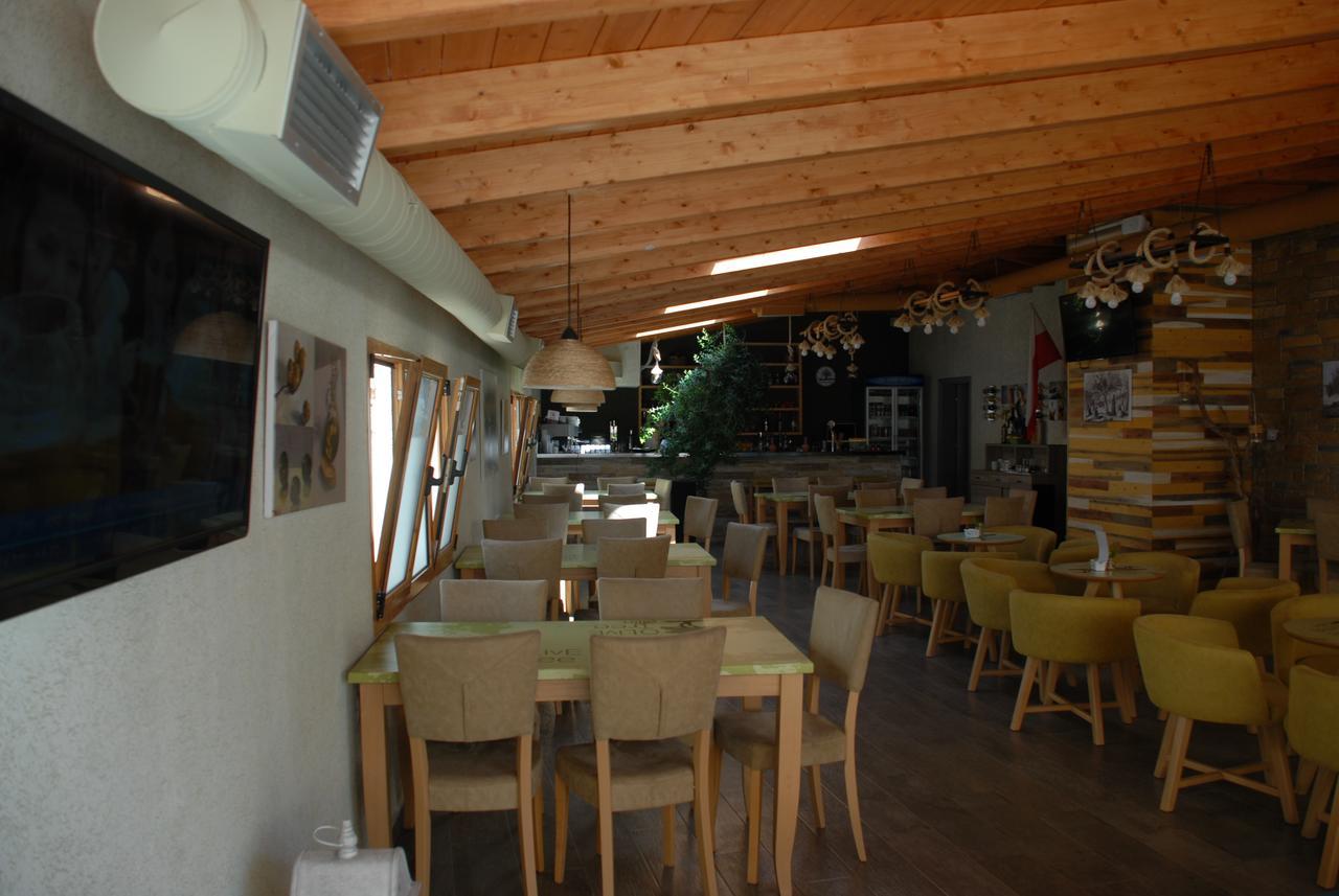 Olive Tree Hotel Саранде Екстериор снимка